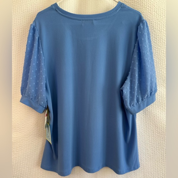 CeCe Women’s Blue Short Sleeve Top Size: 2X NWT - Picture 2 of 6